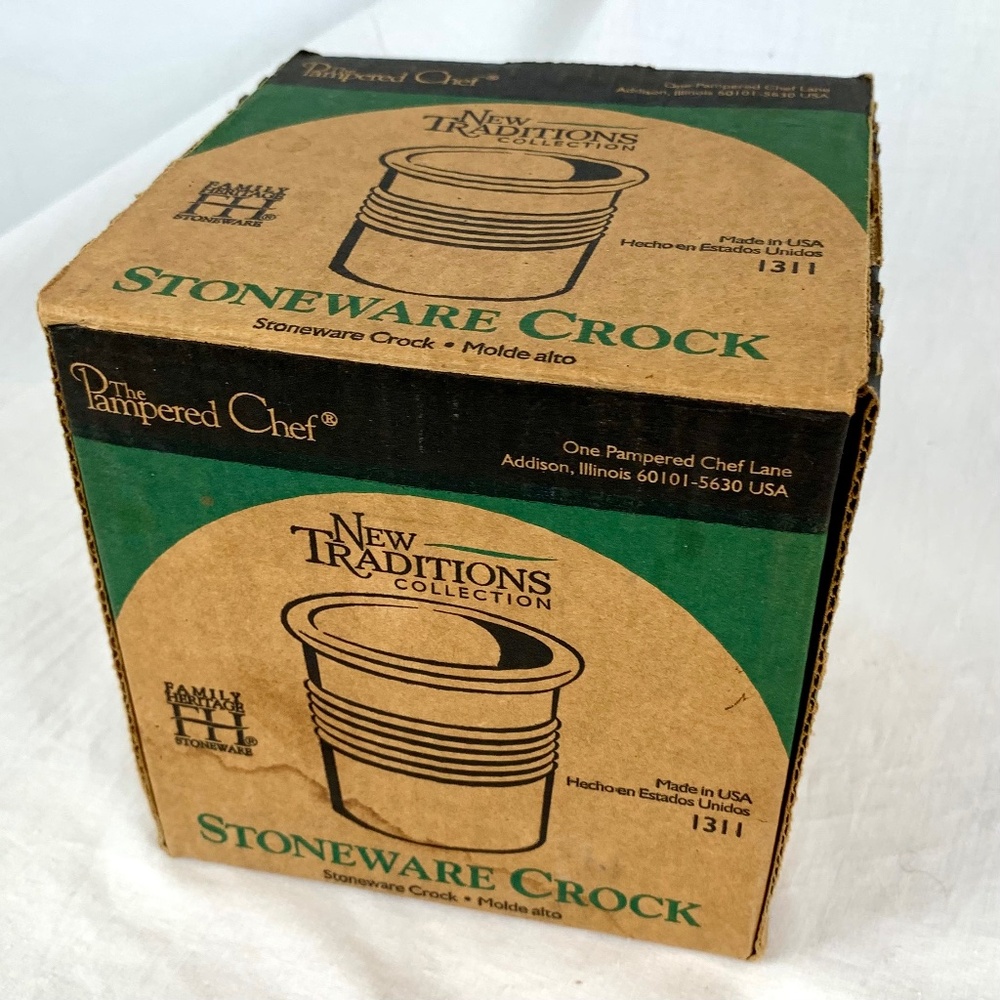 New Pampered Chef Yellow Stoneware Crock Bread Baking or Storage Original Box - Picture 14 of 14